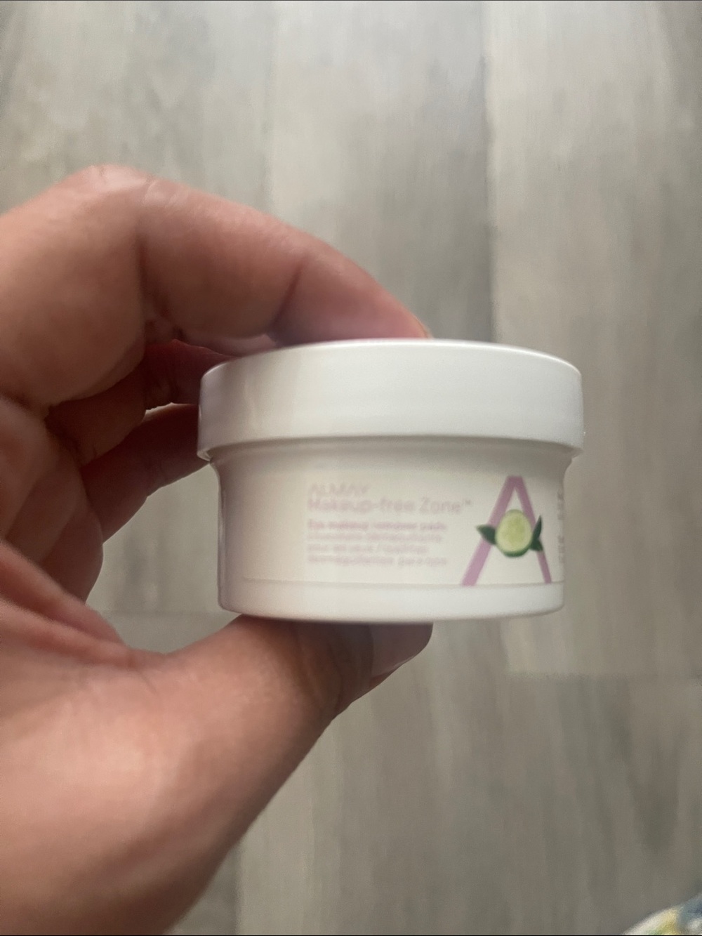 Almay White Makeup-Free Zone Cleansing Pads Jar